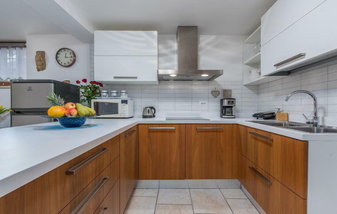 Apartment Claire Karšete Dış mekan fotoğraf