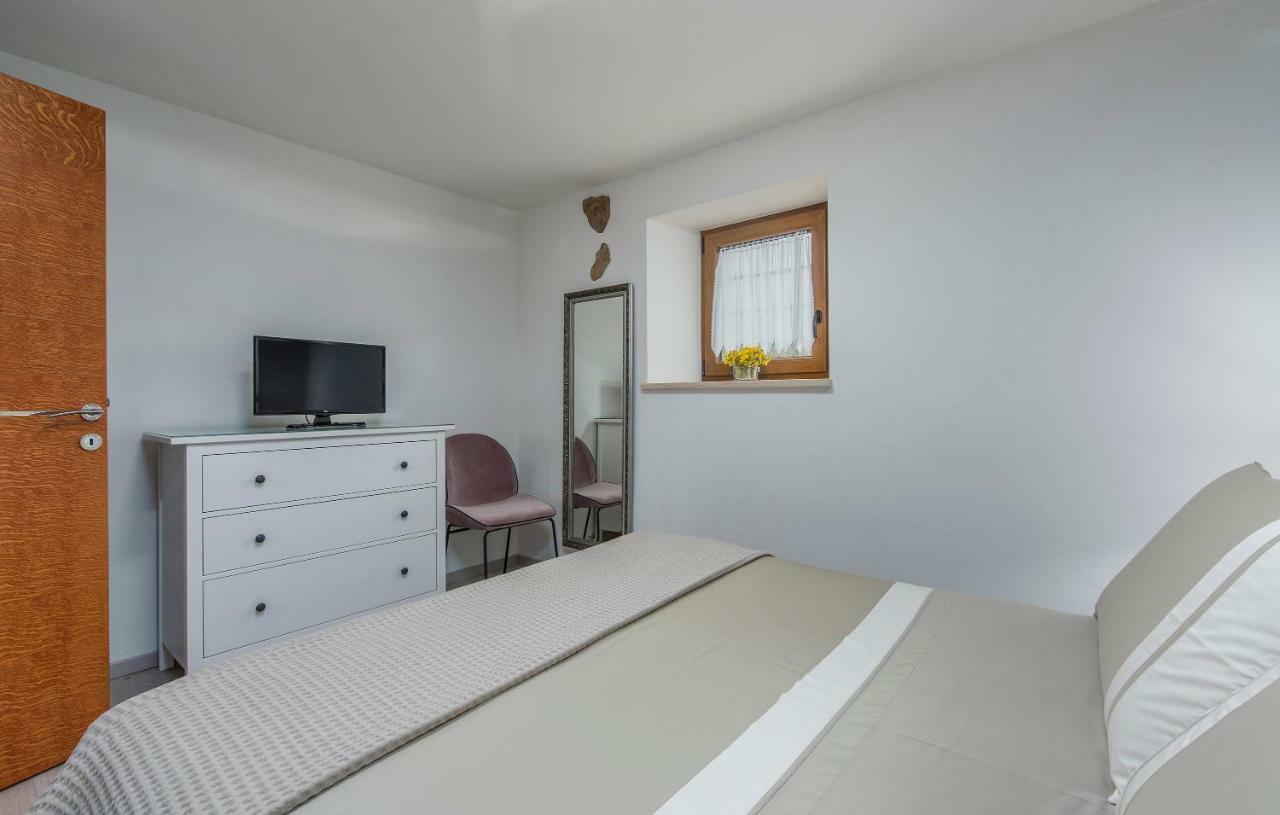Apartment Claire Karšete Dış mekan fotoğraf